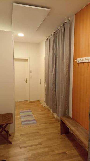 Retrowohnung Im Herzen Von Грац Екстер'єр фото